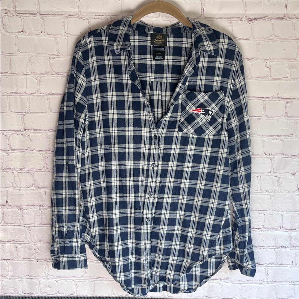 NFL Patriots Blue and White Plaid Button Down Shirt Juniors Woman’s size Medium